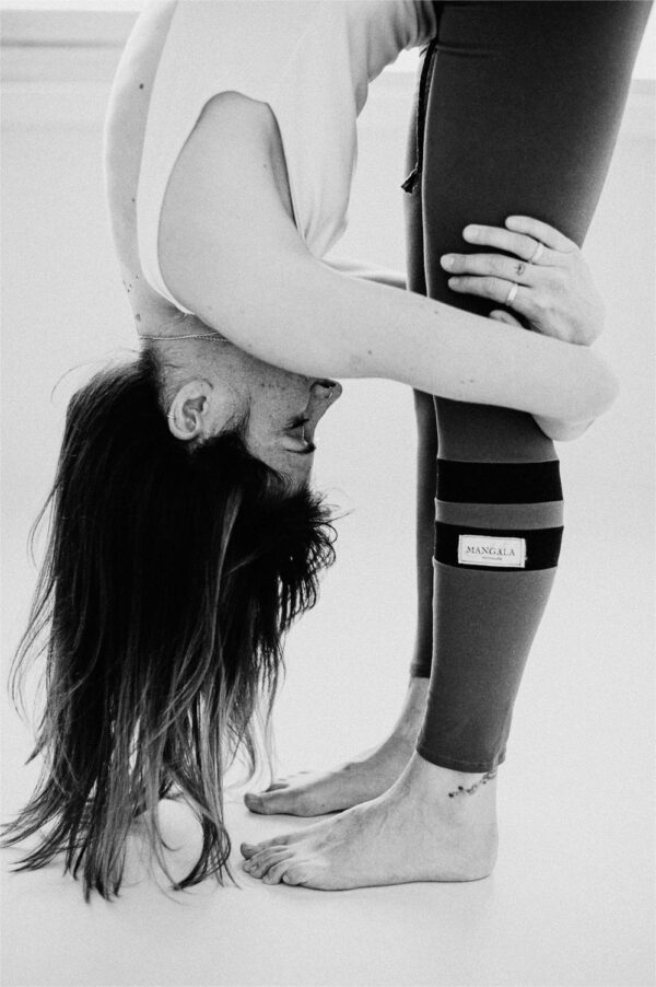 Asha Tights (Black Yoga Tights) - Image 4