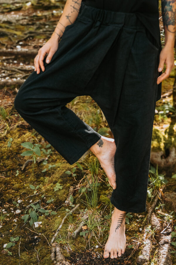 Noir Flow (Black Linen Pants) - Image 5