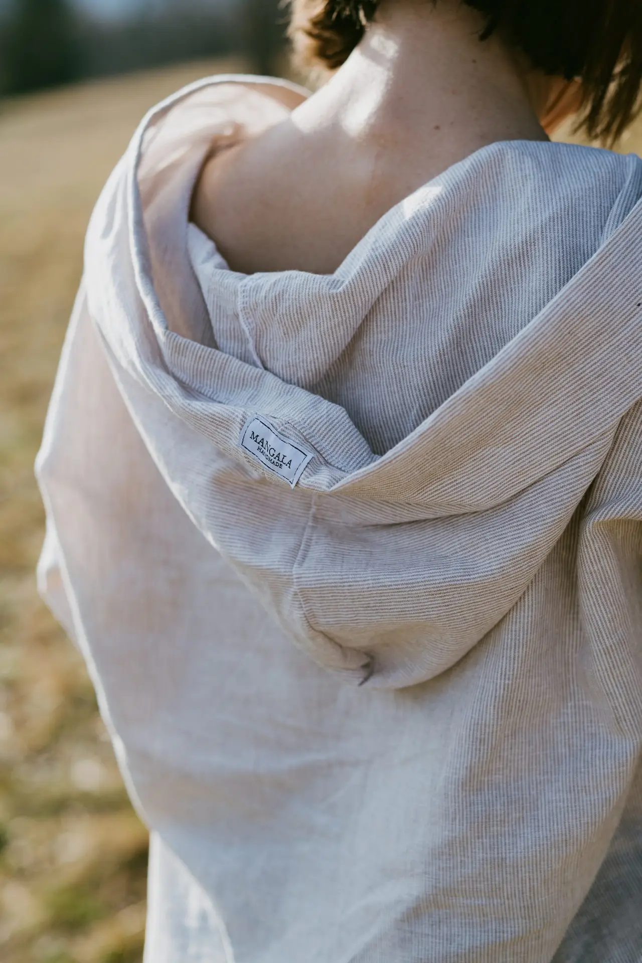 Alocasia Beige Shirt - Image 8